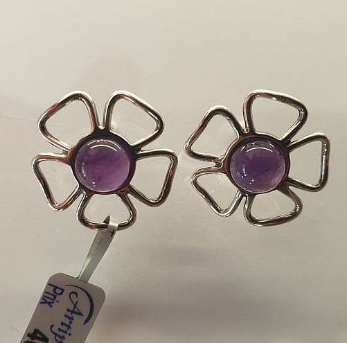 Améthyst ref E4800 Prix 60,00 € Améthyst ref E4800 Prix 60,00 €